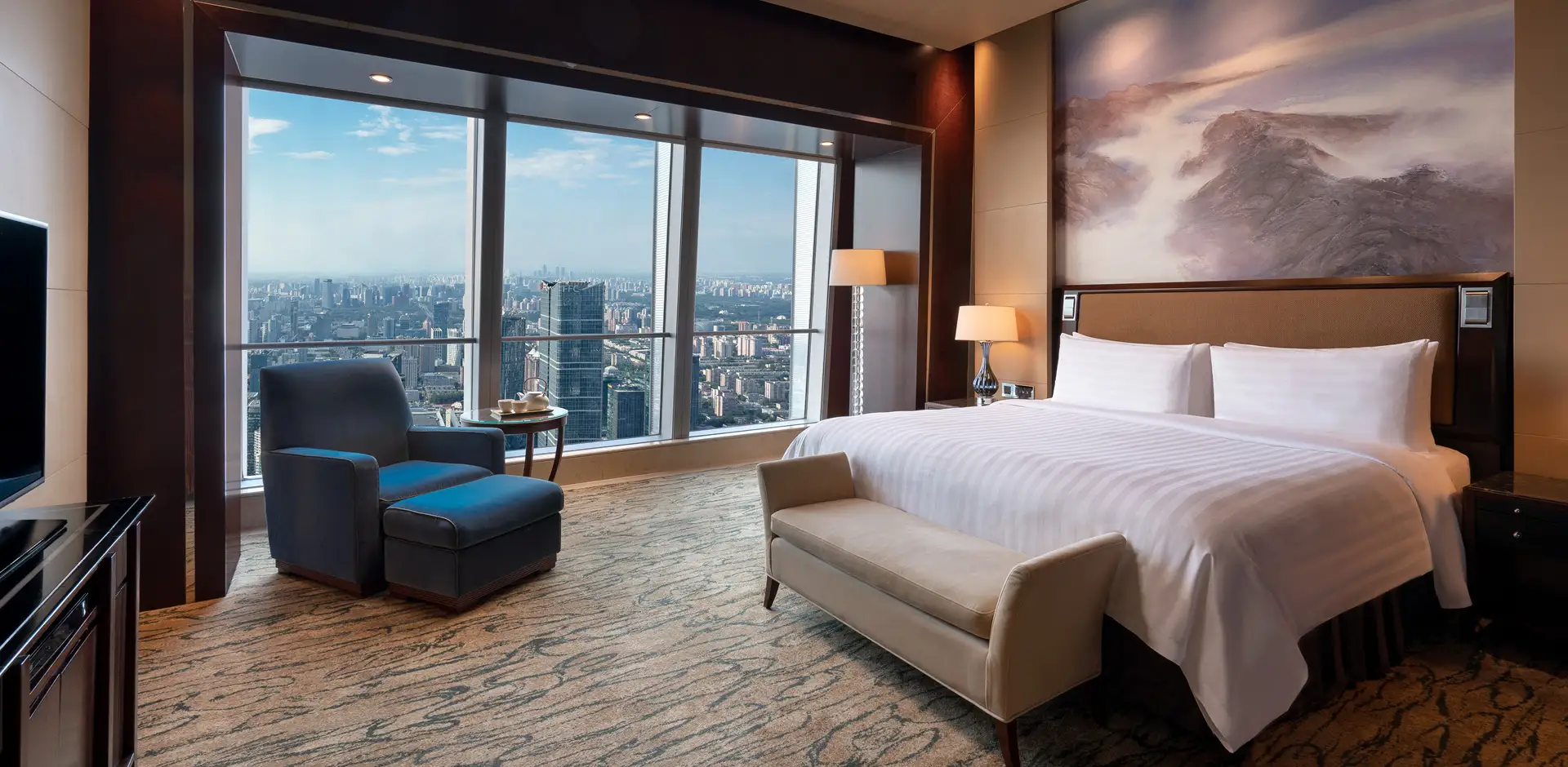 Skyline Suite